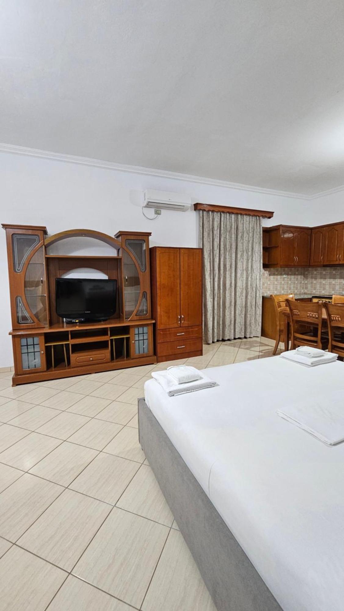 Vila Malo 1 Εξαμίλιο Εξωτερικό φωτογραφία
